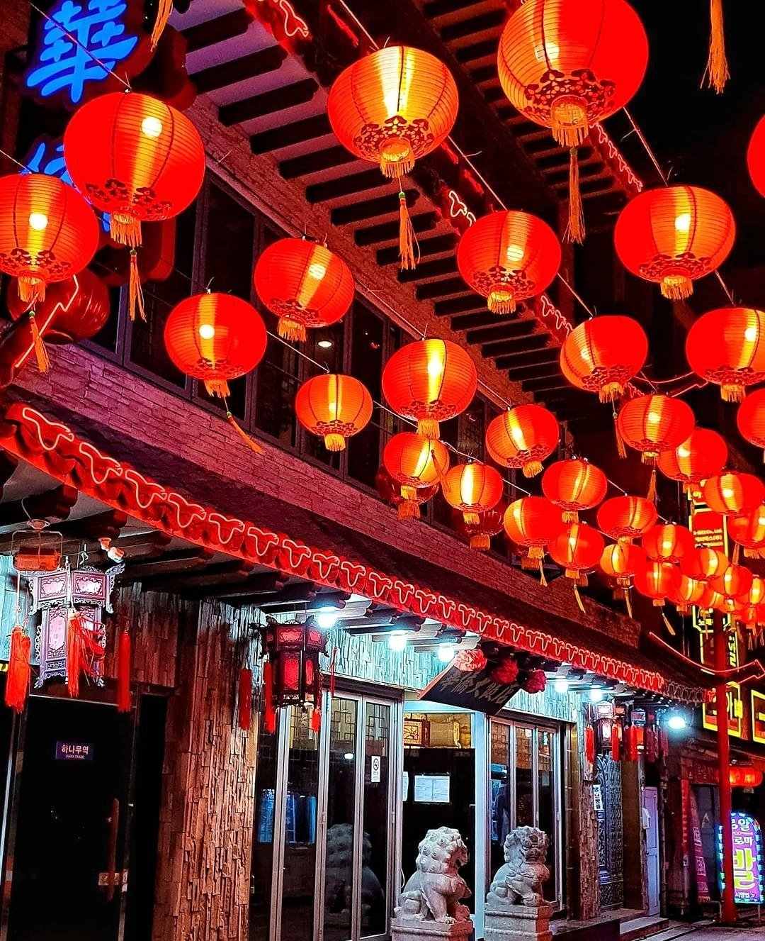 245001853 168091662186550 5631828686329644243 n 2 Khu phố Tàu nằm đối diện ga Busan