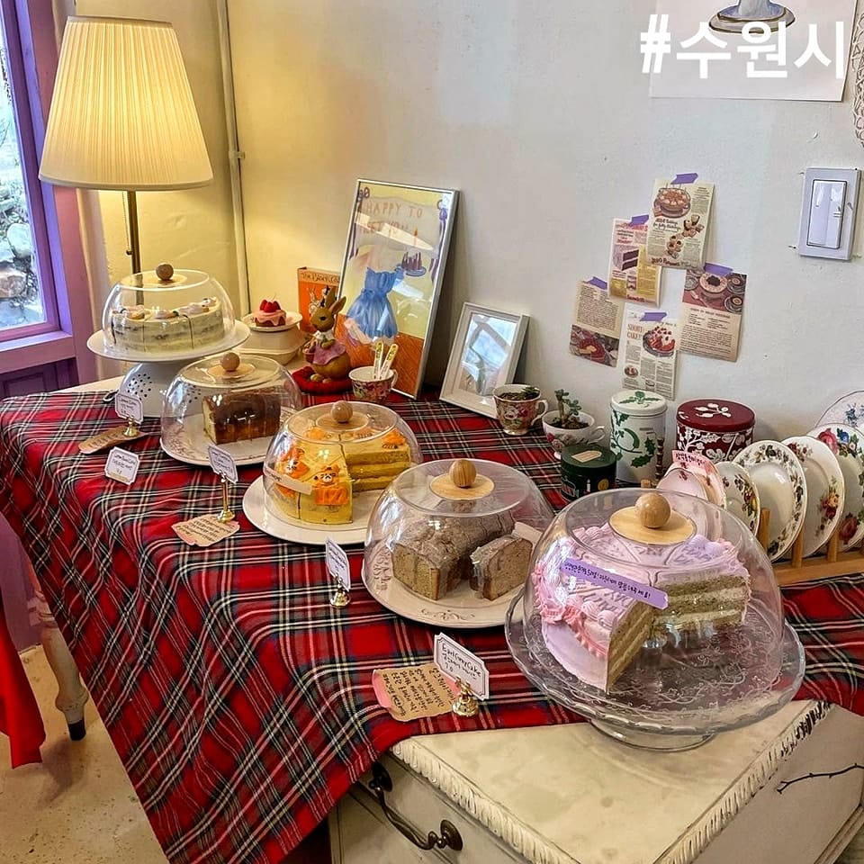 274222472 245651441097238 4115471955113717957 n 1 Quán cà phê vintage cực Âu giữa lòng Suwon