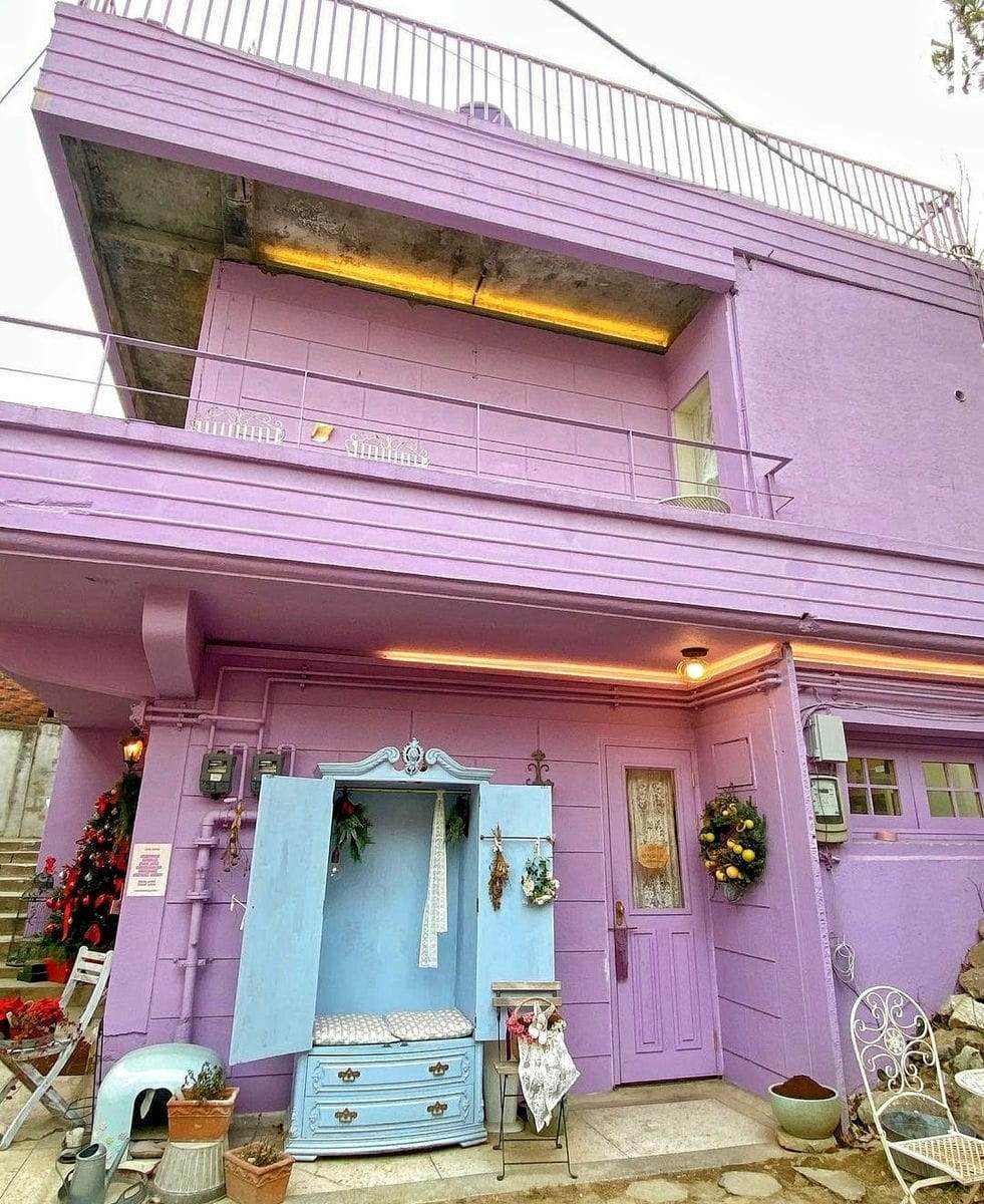 274292473 245652337763815 2425476472960781057 n 1 Quán cà phê vintage cực Âu giữa lòng Suwon