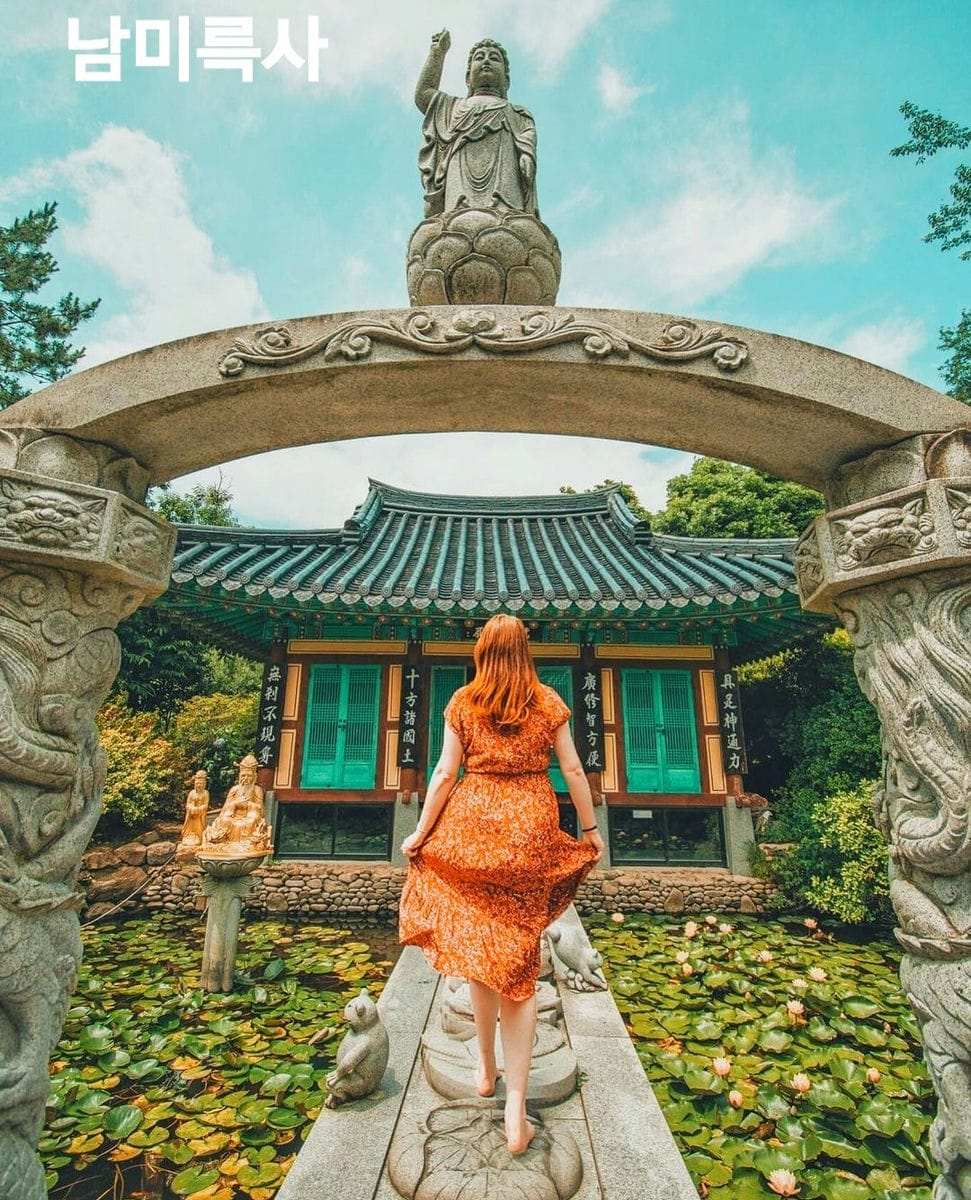278111652 277684494560599 339914668939178009 n 1 Muôn sắc hoa xuân tại chùa Nammireuksa