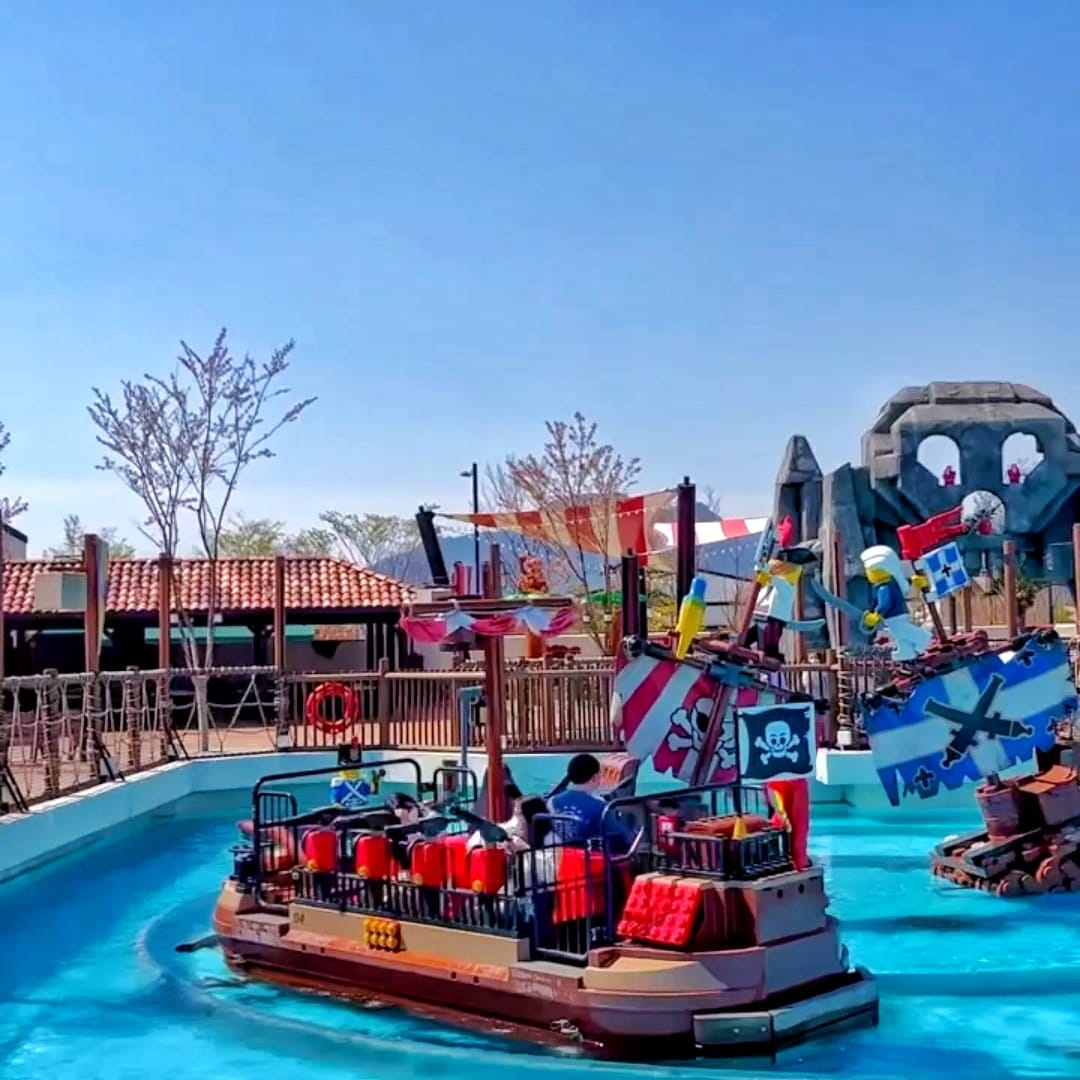 279786740 294419686220413 4384438957506268985 n 2 Khu vui chơi phong cách Lego tại ChunCheon