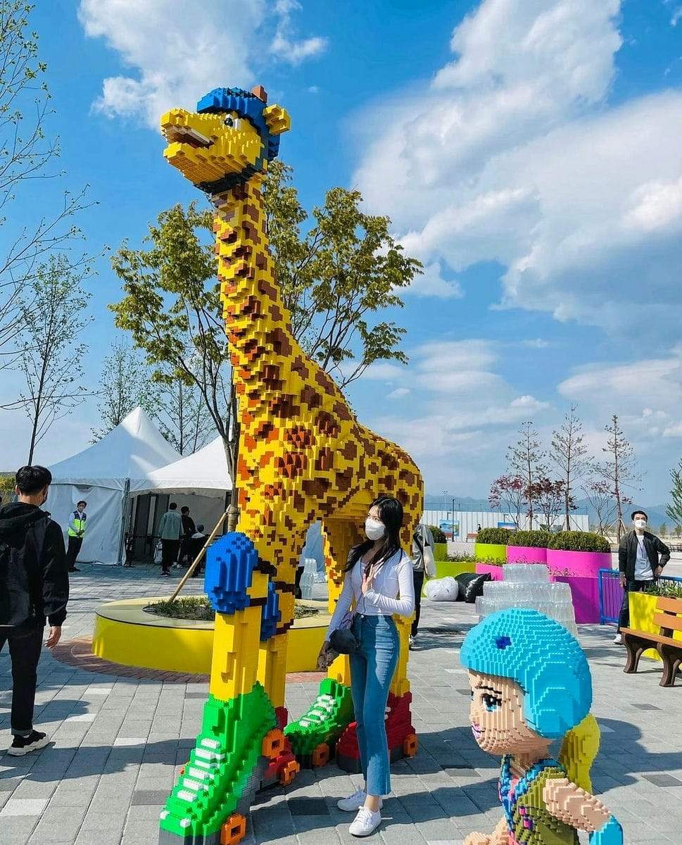 279900852 294419492887099 4575582769728959708 n 2 Khu vui chơi phong cách Lego tại ChunCheon