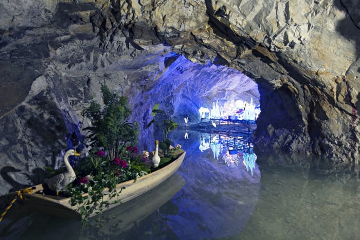 l 2020071301001439500114342 1 1 Trải nghiệm Chèo thuyền kayak trong hang động 🚣
